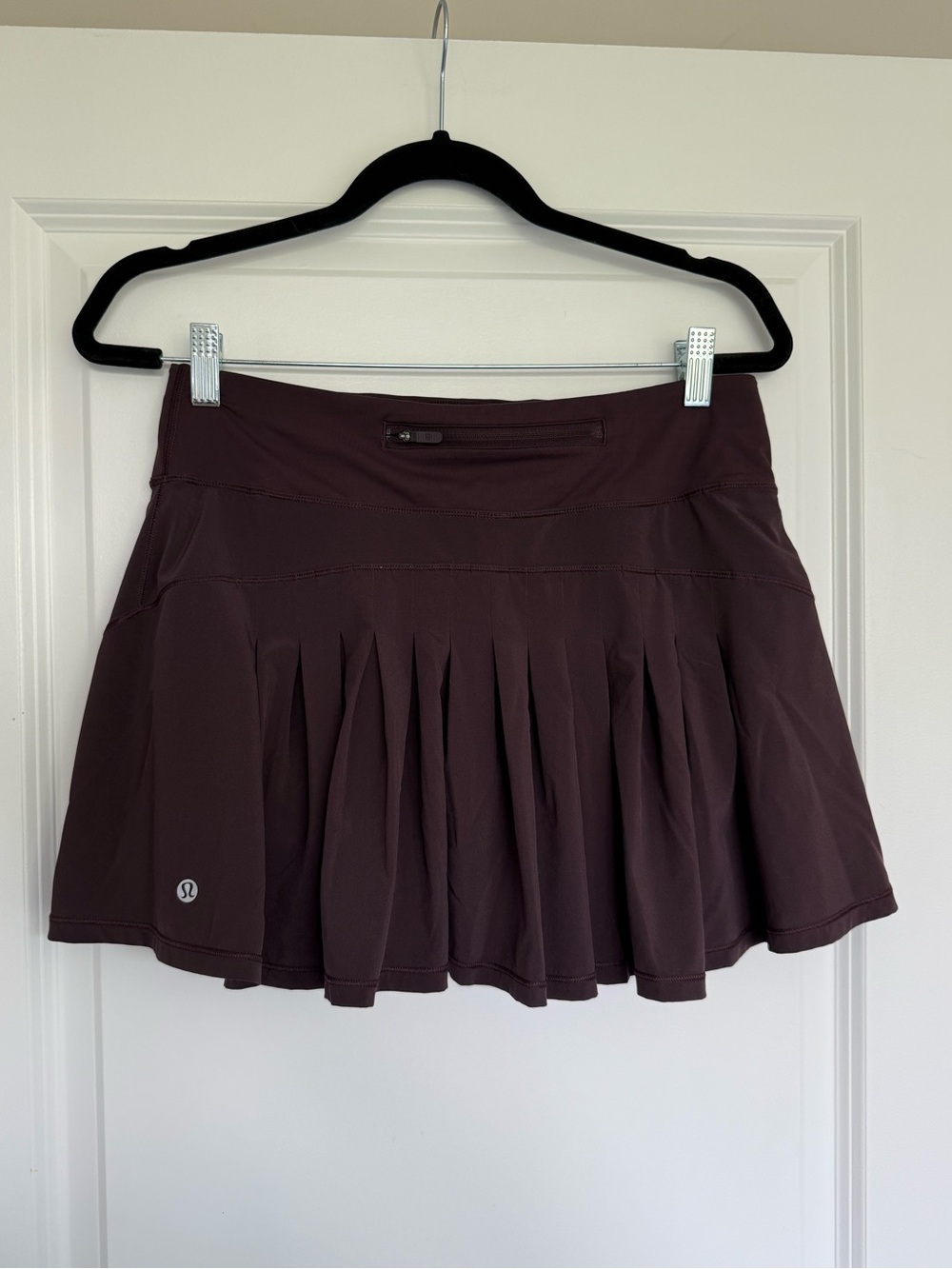 Lululemon Circuit Breaker Skirt II (Tall) (15") size 6 Tall